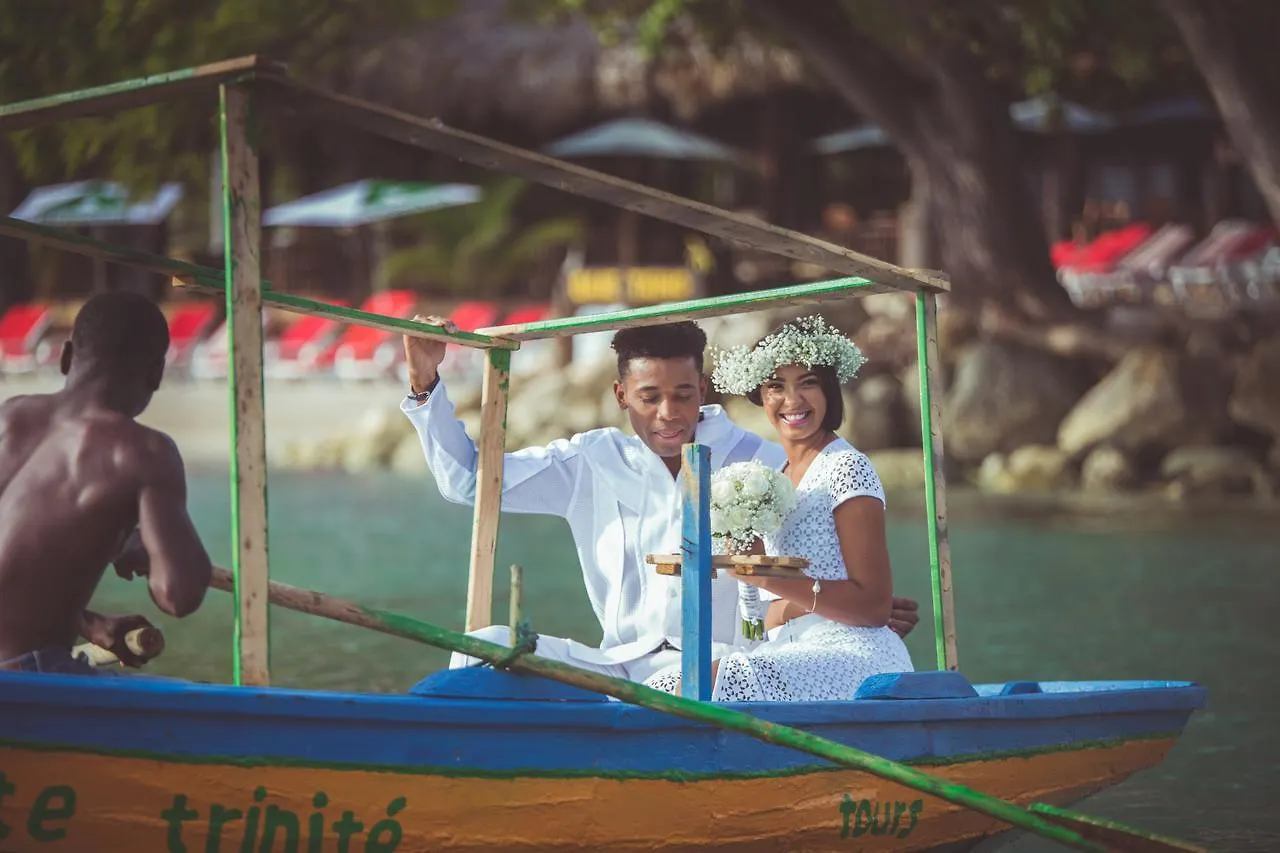 Moulin Sur Mer Beach Resort Montrouis