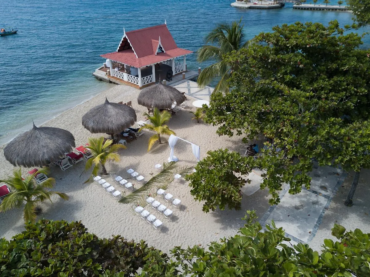 Moulin Sur Mer Beach Resort Montrouis