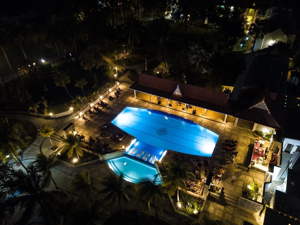 Moulin Sur Mer Beach Resort Montrouis 3*,