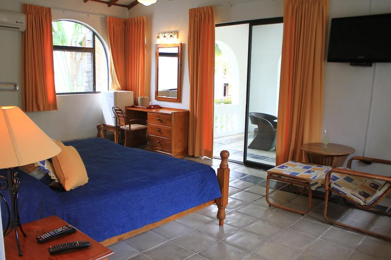 Moulin Sur Mer Beach Resort Montrouis 3*,  Haiti
